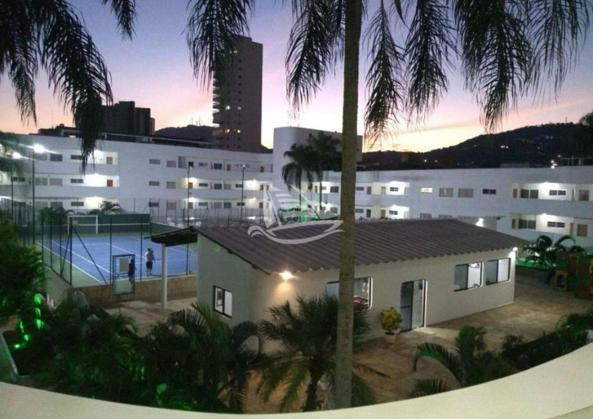Wal Apartment *