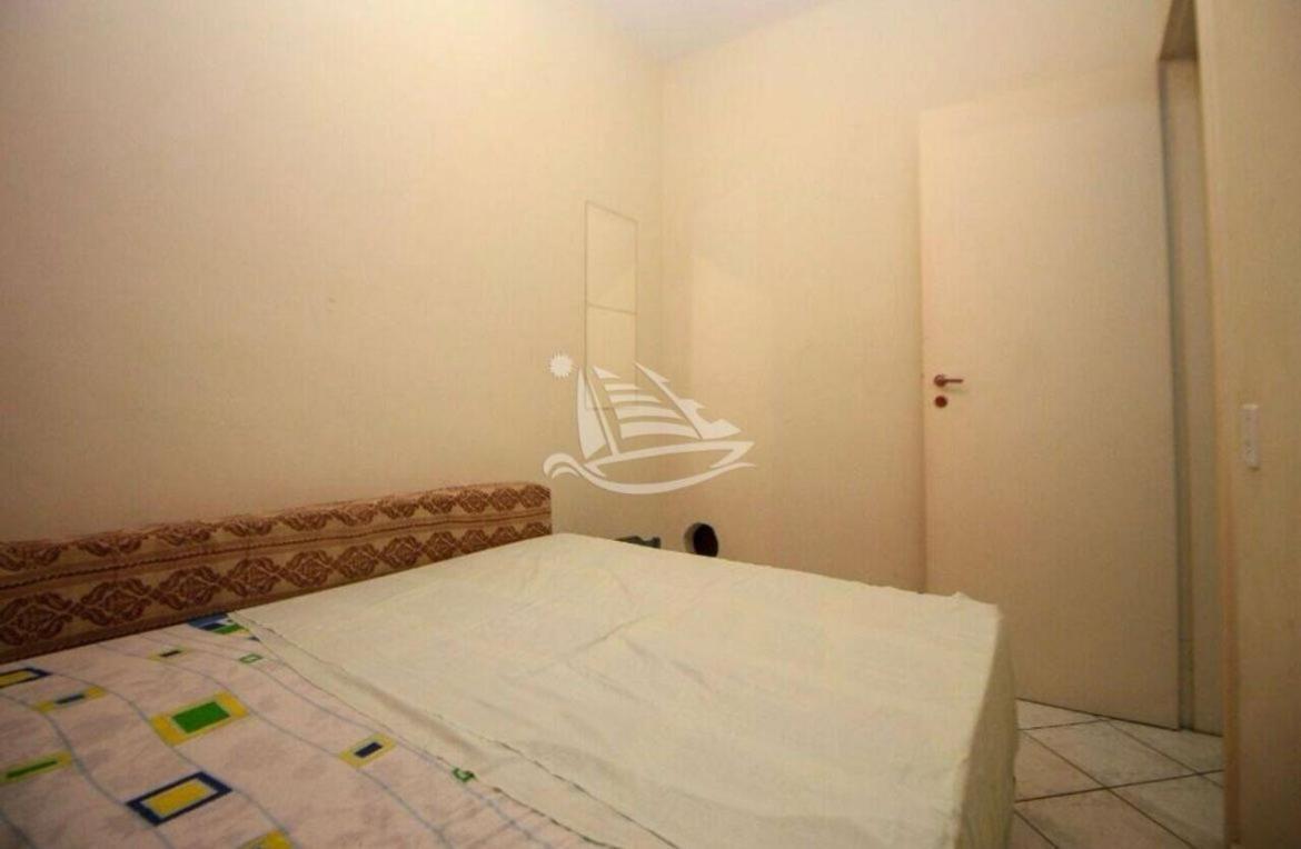 Apartment Wal *